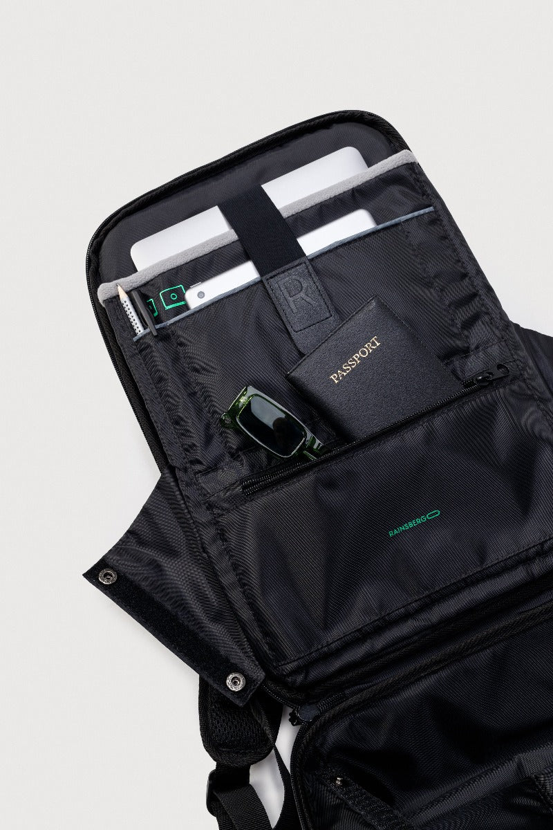 SPACE+ BLACK